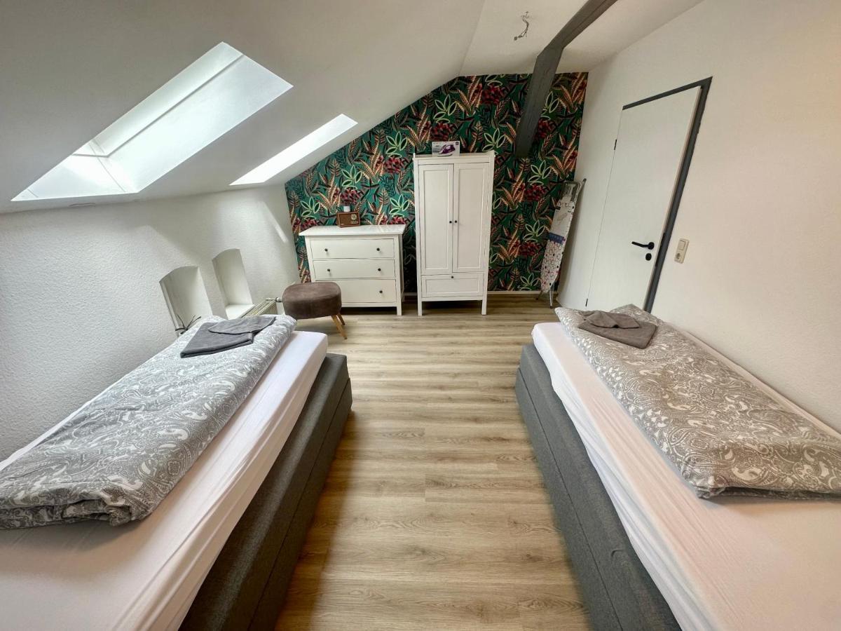 Apartment Zum Bunten Schmetterling Inkl. Parkplatz Ерфурт Екстериор снимка